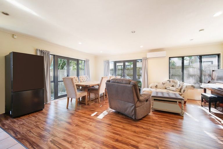 Photo of property in 19 Whitbourne Heights, Manurewa, Auckland, 2105