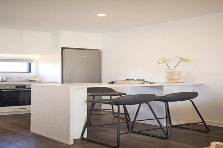 Photo of property in 19 Te Puketoka Lane, Mangere, Auckland, 2022