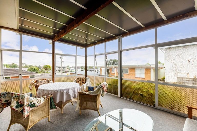 Photo of property in 7 Waimea Street, Westown, New Plymouth, 4310