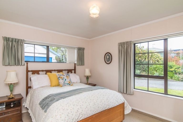 Photo of property in 1 Lake View Court, Paraparaumu, 5032
