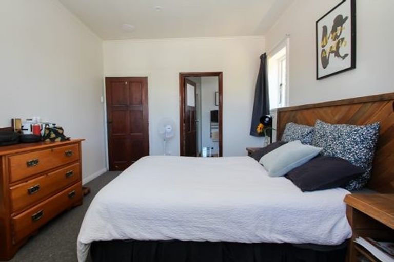 Photo of property in 2 Bains Avenue, Hamilton East, Hamilton, 3216