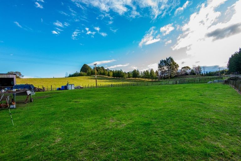 Photo of property in 1383 Kereru Road, Maraekakaho, Hastings, 4171