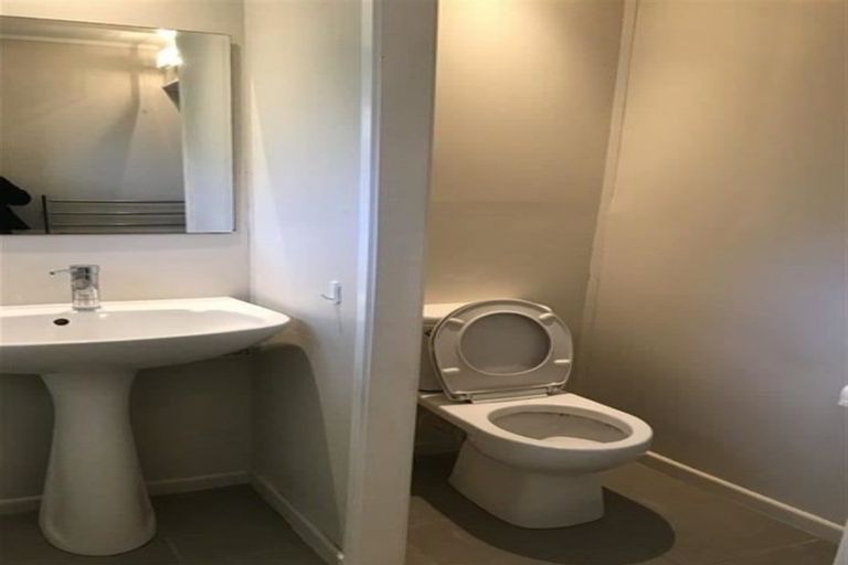 Photo of property in 20 Trig Road, West Harbour, Auckland, 0618