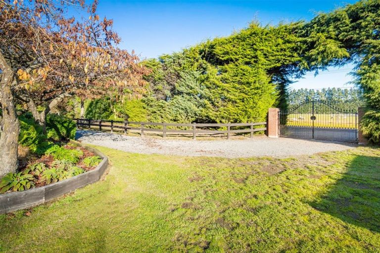 Photo of property in 842 Hoskyns Road, West Melton, Christchurch, 7675