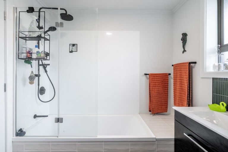 Photo of property in 1 Moray Crescent, Grasmere, Invercargill, 9810