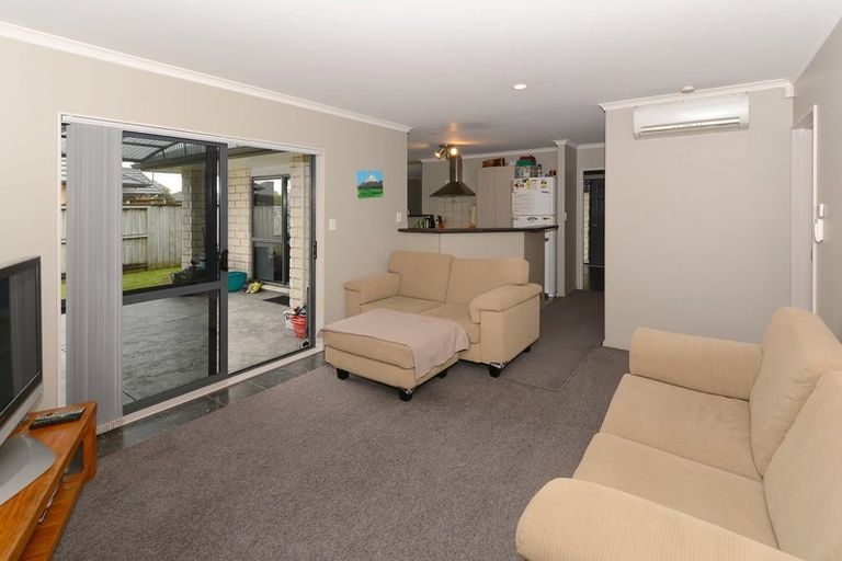 Photo of property in 10 Saint James Drive, Huntington, Hamilton, 3210