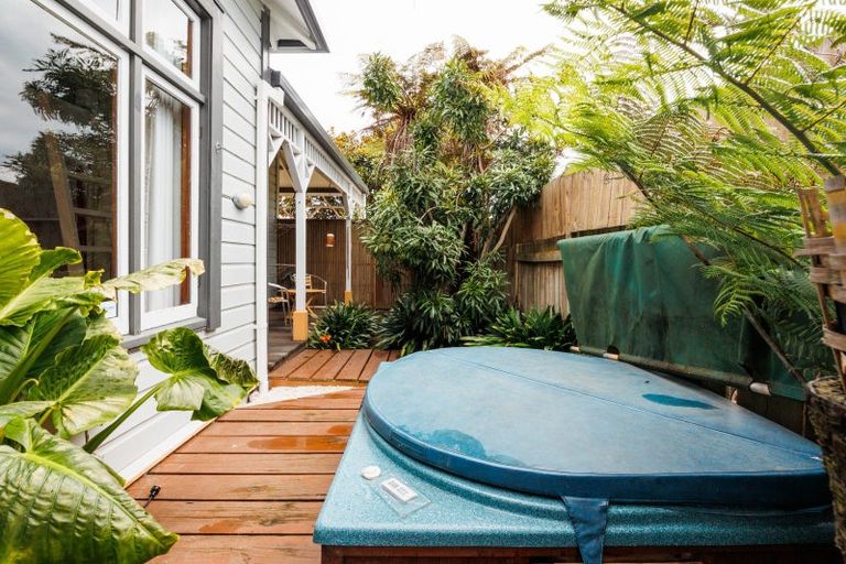 Photo of property in 37 Morris Street, Hokowhitu, Palmerston North, 4410