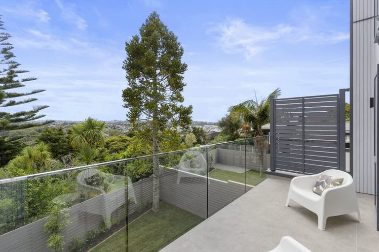 Photo of property in 108a Coronation Road, Hillcrest, Auckland, 0627