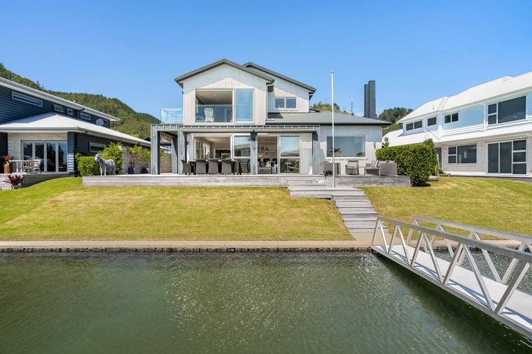 Photo of property in 308 Waterways Parade, Pauanui, Hikuai, 3579