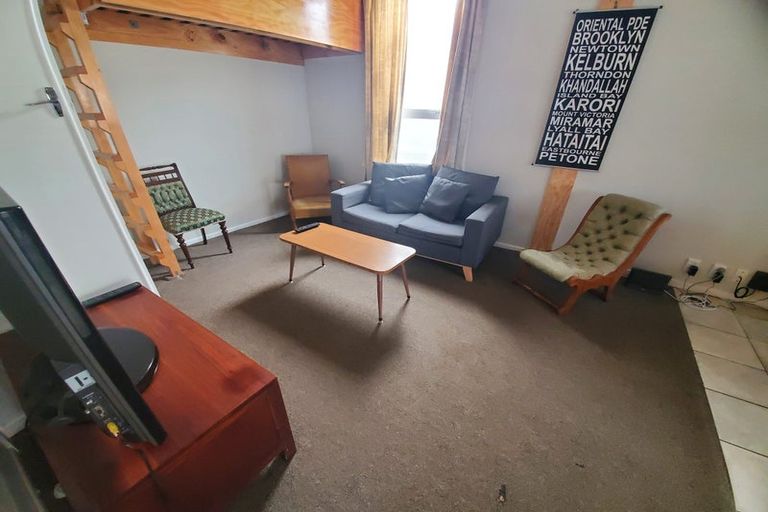 Photo of property in 18 Somerset Avenue, Newtown, Wellington, 6021