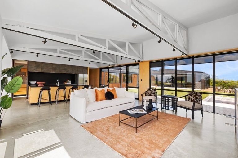 Photo of property in 32 Aroha Road, Te Arai, Wellsford, 0975