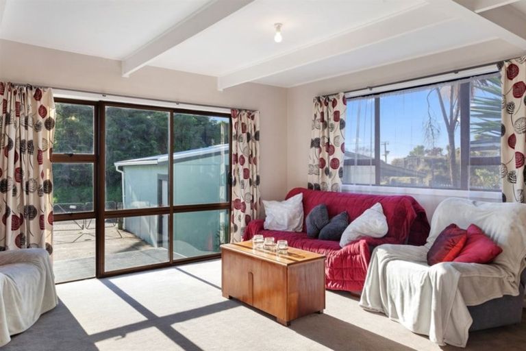 Photo of property in 2 Nikau Place, Edgecumbe, 3120