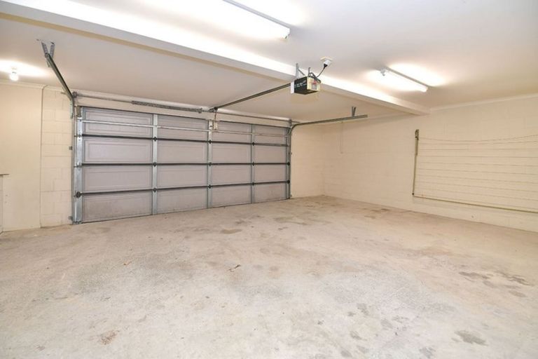 Photo of property in 18 Alverna View, Gulf Harbour, Whangaparaoa, 0930