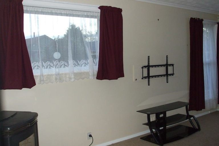 Photo of property in 18 Haslam Crescent, Hoon Hay, Christchurch, 8025