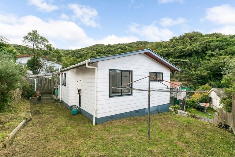 Photo of property in 60 Hathaway Avenue, Karori, Wellington, 6012
