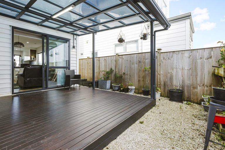 Photo of property in 104 Bellbird Street, Papakura, 2110