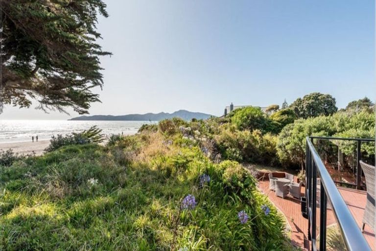 Photo of property in 23 Groves Road, Raumati Beach, Paraparaumu, 5032