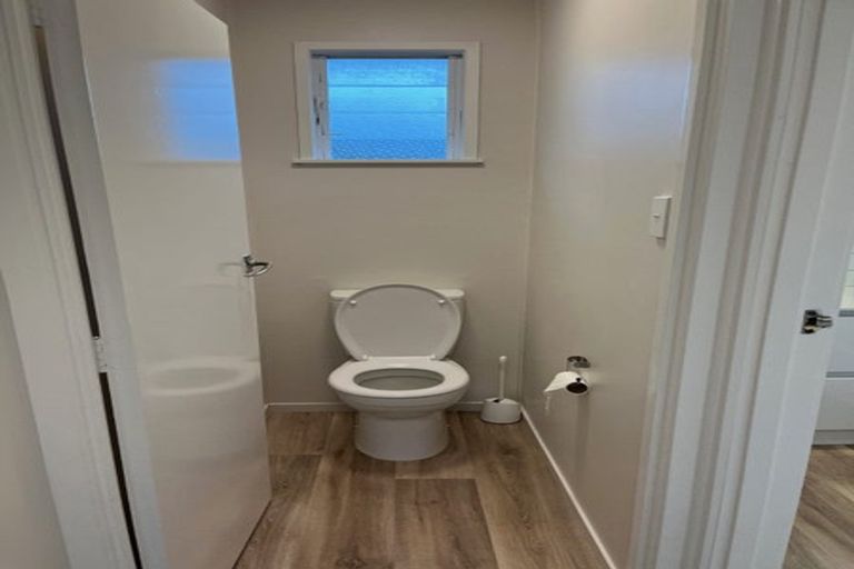 Photo of property in 2a Lansdown Place, Papakura, 2110