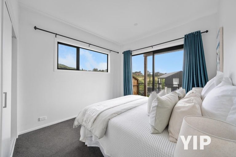 Photo of property in 36 Hokioi Drive, Kenepuru, Porirua, 5022