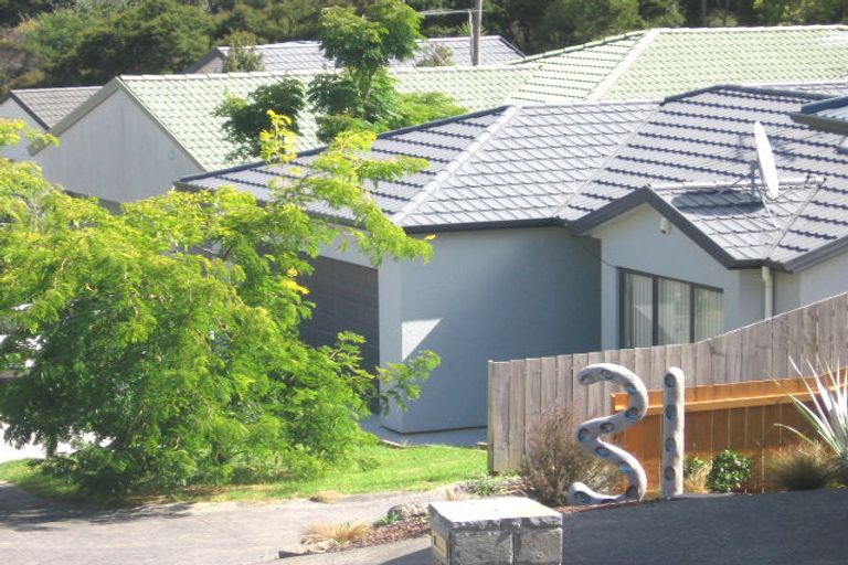 Photo of property in 31 Heathglen Place, Bayview, Auckland, 0629