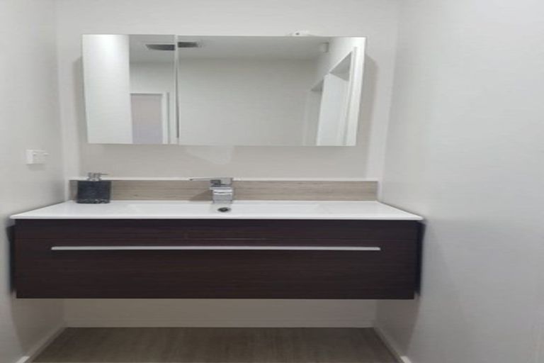 Photo of property in 2 Dow Square, Wigram, Christchurch, 8025