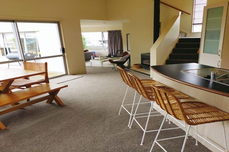 Photo of property in 716 Acacia Bay Road, Acacia Bay, Taupo, 3330