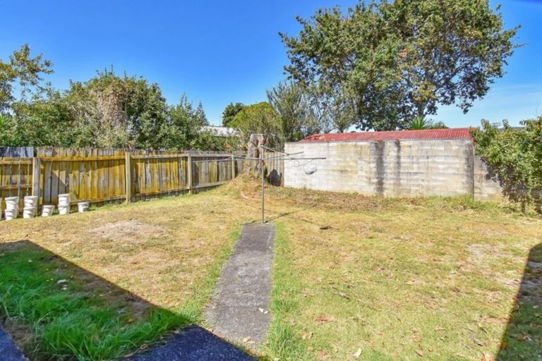 Photo of property in 8 Harrow Place, Manurewa, Auckland, 2102