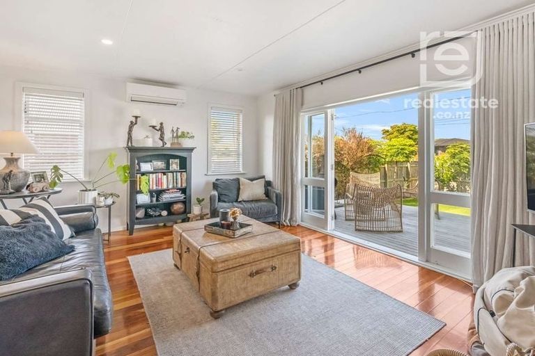 Photo of property in 112 Geddis Avenue, Maraenui, Napier, 4110