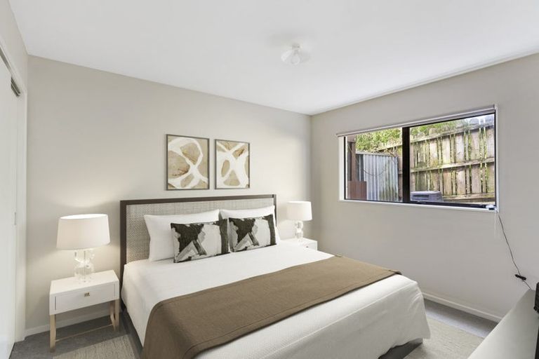 Photo of property in 37a Oteha Valley Road, Northcross, Auckland, 0632