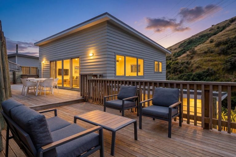 Photo of property in 34 Cheetwood Street, Churton Park, Wellington, 6037