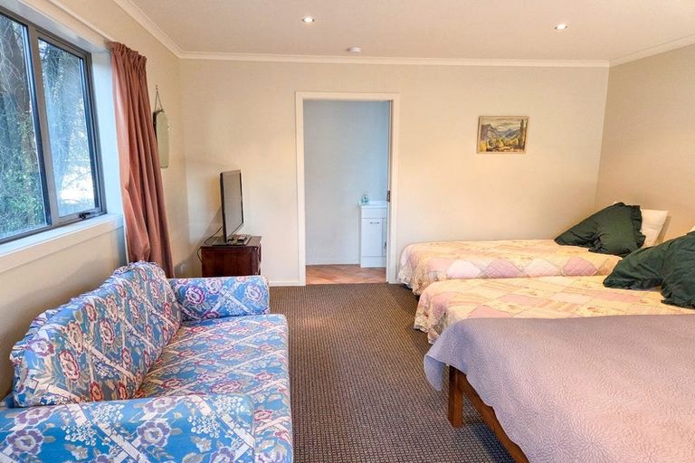 Photo of property in 35 Aorangi Crescent, Lake Tekapo, 7999