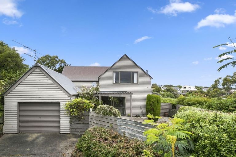 Photo of property in 10 Calvert Place, Shiel Hill, Dunedin, 9013