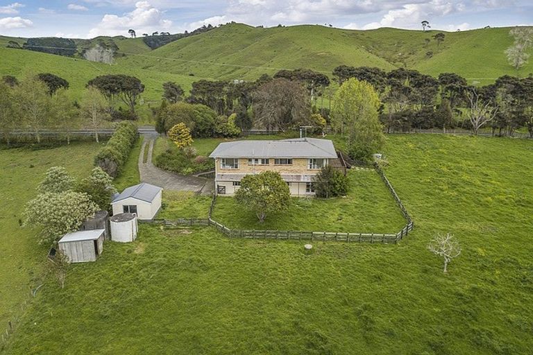 Photo of property in 335 Peak Road, Kaukapakapa, Helensville, 0875
