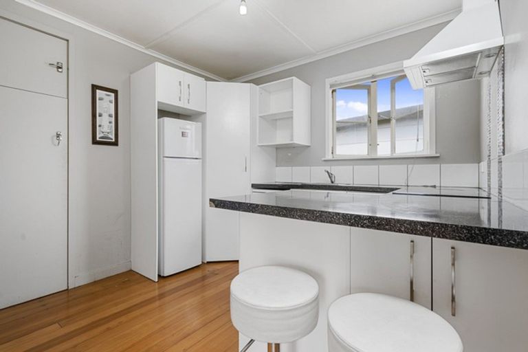 Photo of property in 32 Doone Street, Lynmouth, New Plymouth, 4310