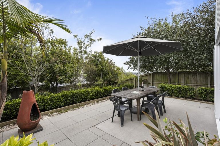 Photo of property in 122 Joseph Street, Flat Bush, Auckland, 2019