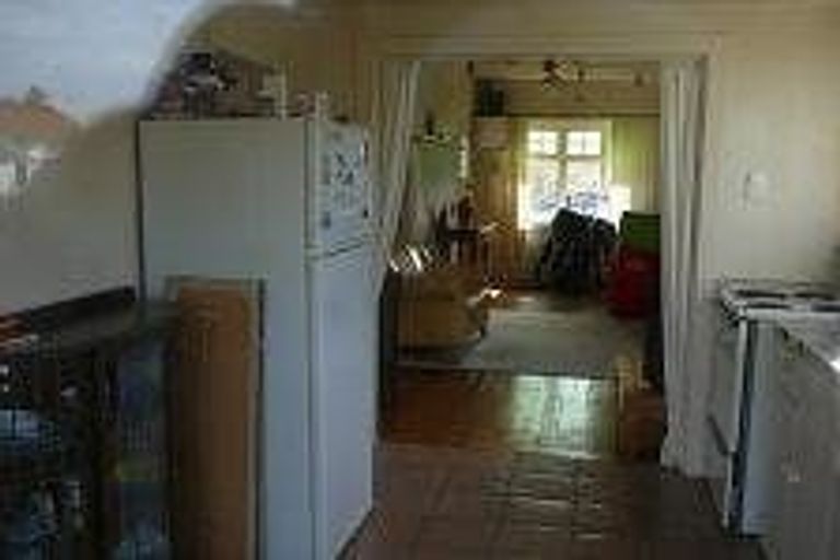 Photo of property in 11 Cradock Street, South New Brighton, Christchurch, 8062