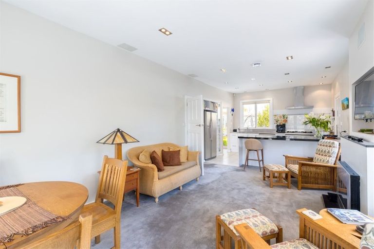 Photo of property in 4 Bradshaw Terrace, Riccarton, Christchurch, 8011