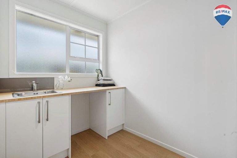 Photo of property in 87a Main Road, Wainuiomata, Lower Hutt, 5014