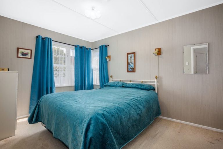 Photo of property in 93 Wood Street, Wainuiomata, Lower Hutt, 5014