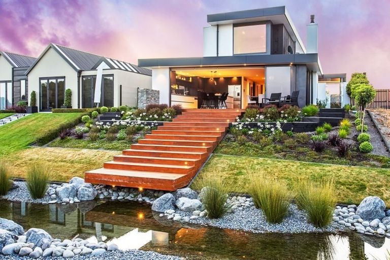 Photo of property in 92 Harts Creek Lane, Northwood, Christchurch, 8051