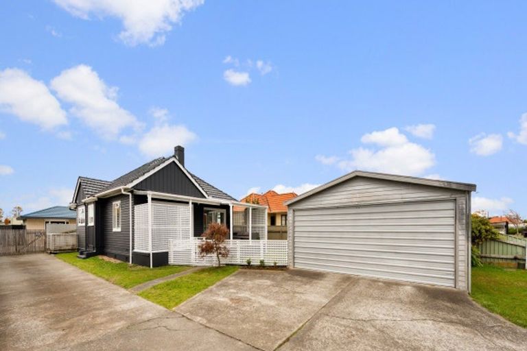 Photo of property in 38 Bedford Road, Marewa, Napier, 4110