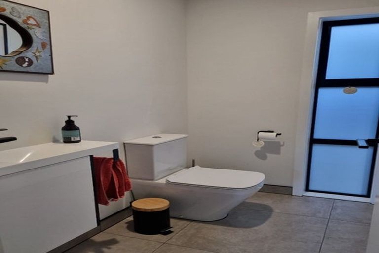 Photo of property in 16 Fantail Avenue, Carterton, 5713