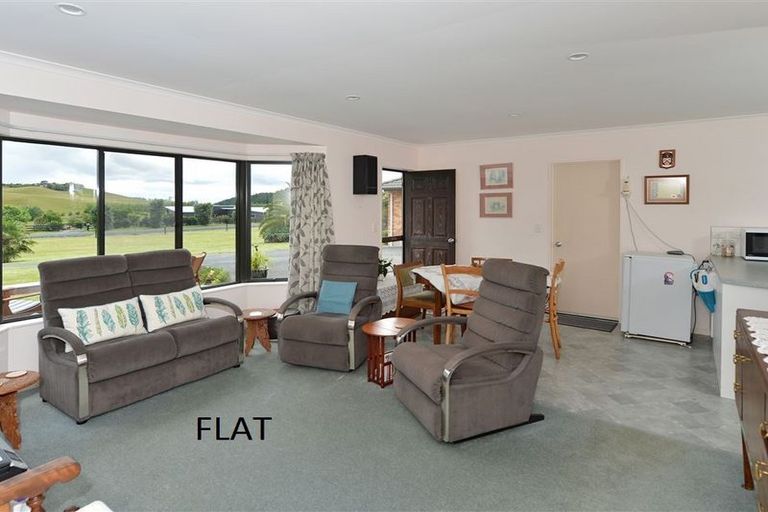 Photo of property in 130 Equestrian Drive, Kerikeri, 0294