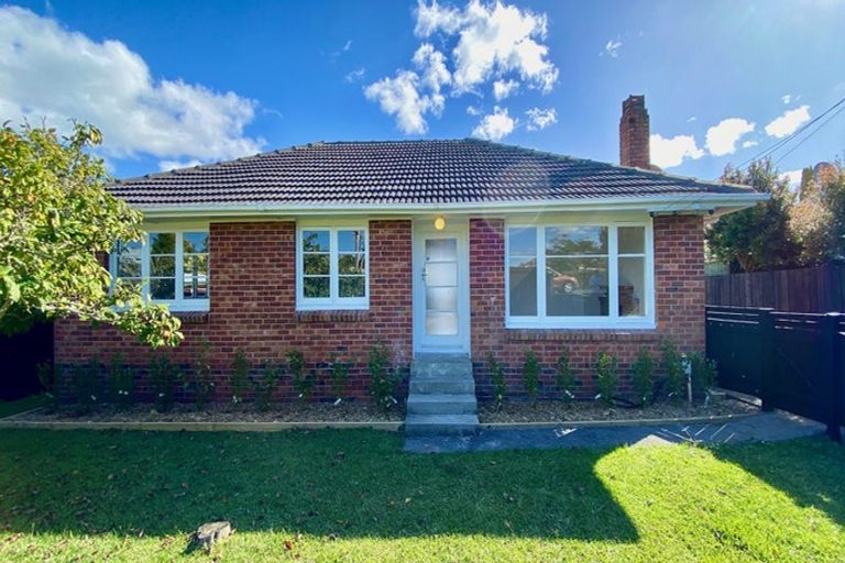 Photo of property in 626 Te Atatu Road, Te Atatu Peninsula, Auckland, 0610