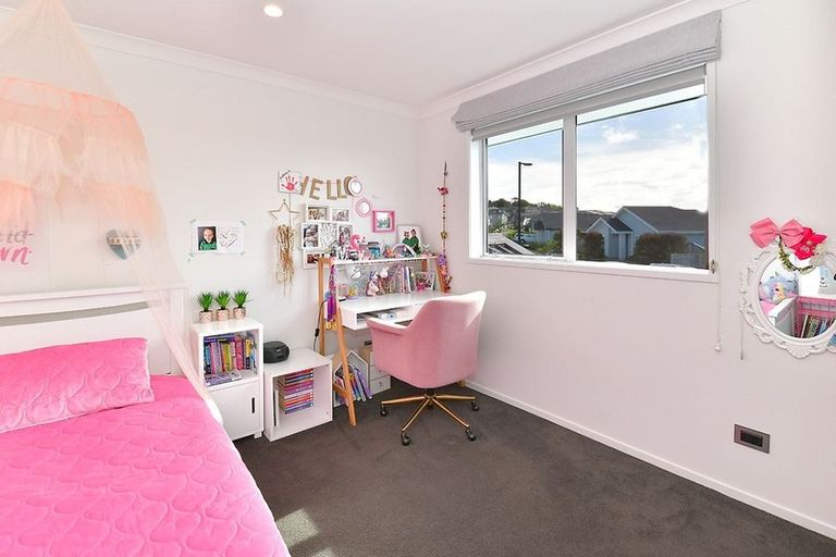 Photo of property in 27 Cilliers Drive, Silverdale, 0932