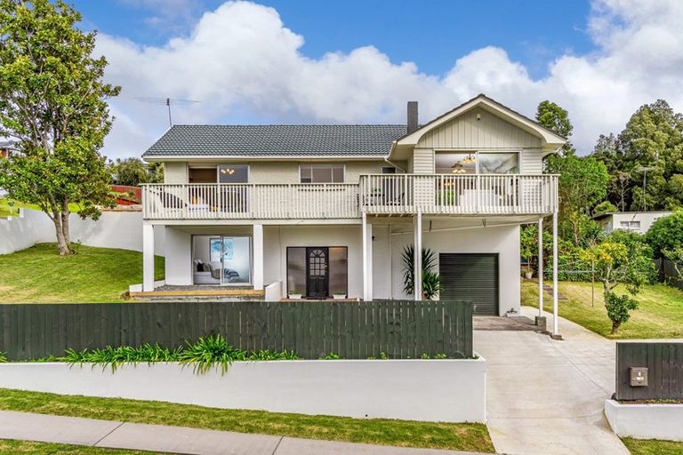 Photo of property in 2 Betsland Crescent, Hillcrest, Auckland, 0627