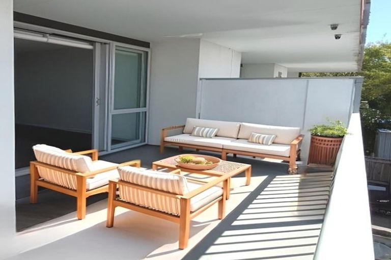 Photo of property in 9/20 Stanmore Road, Phillipstown, Christchurch, 8011