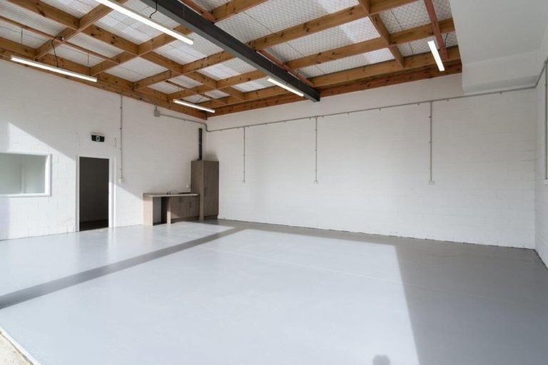 Photo of property in 1a Glenelg Street, Bradford, Dunedin, 9011