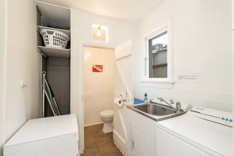 Photo of property in 44 Ocean Beach Road, Bluff, 9814