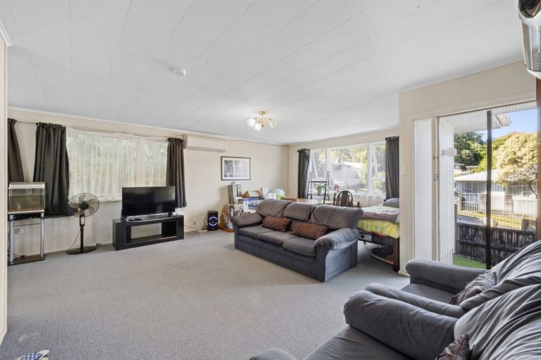 Photo of property in 10 Nash Street, Marfell, New Plymouth, 4310